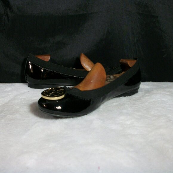 TORY BURCH CAROLINE BLACK PATENT LEATHER FASHION BALLET FLATS 7M FREE SHIP - Picture 4 of 9